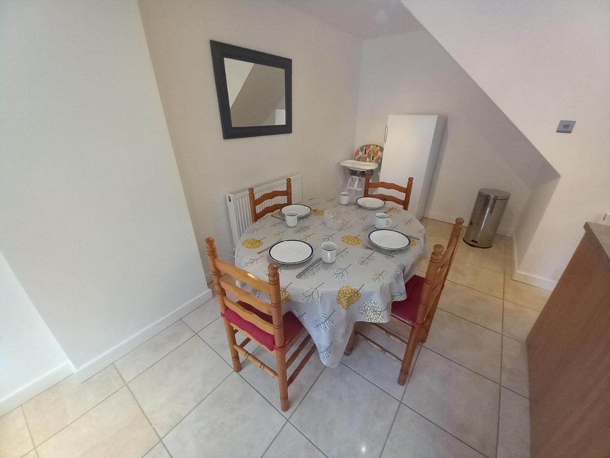 Leominster 3 Bedroom House Parking Garden Private Dış mekan fotoğraf